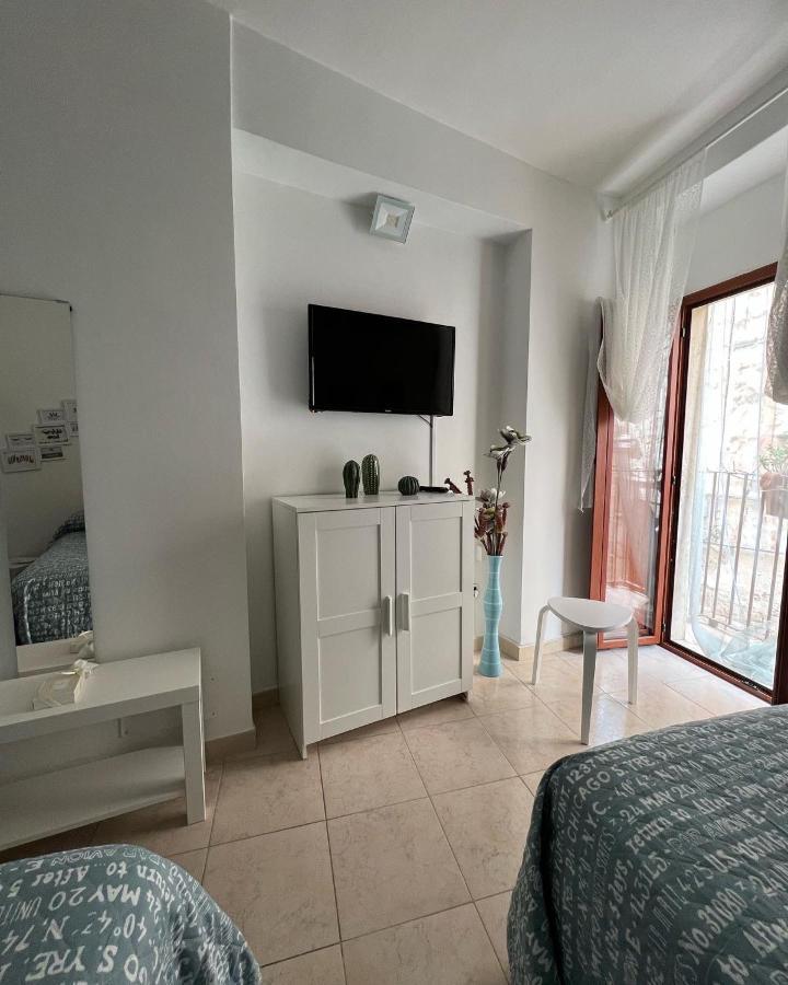 Casa Vacanze “Da Concetta” Bari Kültér fotó